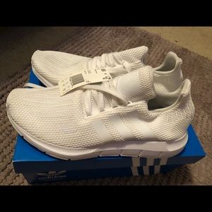 Brand new all white ADIDAS SWIFT RUN